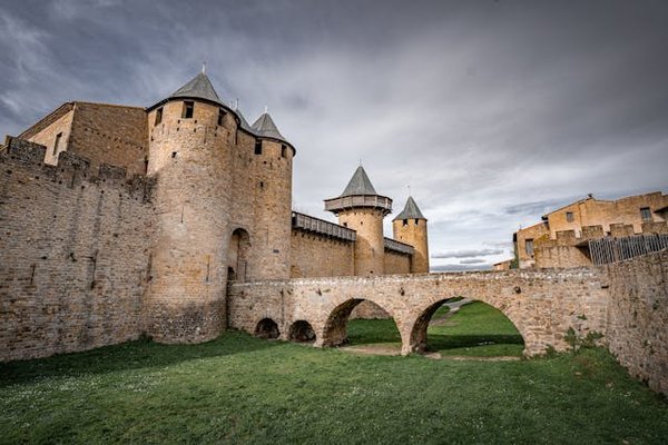 Trouver une location pour des vacances inoubliables À Carcassonne